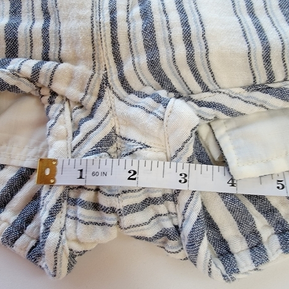 FREE People Cotton Buttonfly Shorts Size 0 EUC - Picture 6 of 8